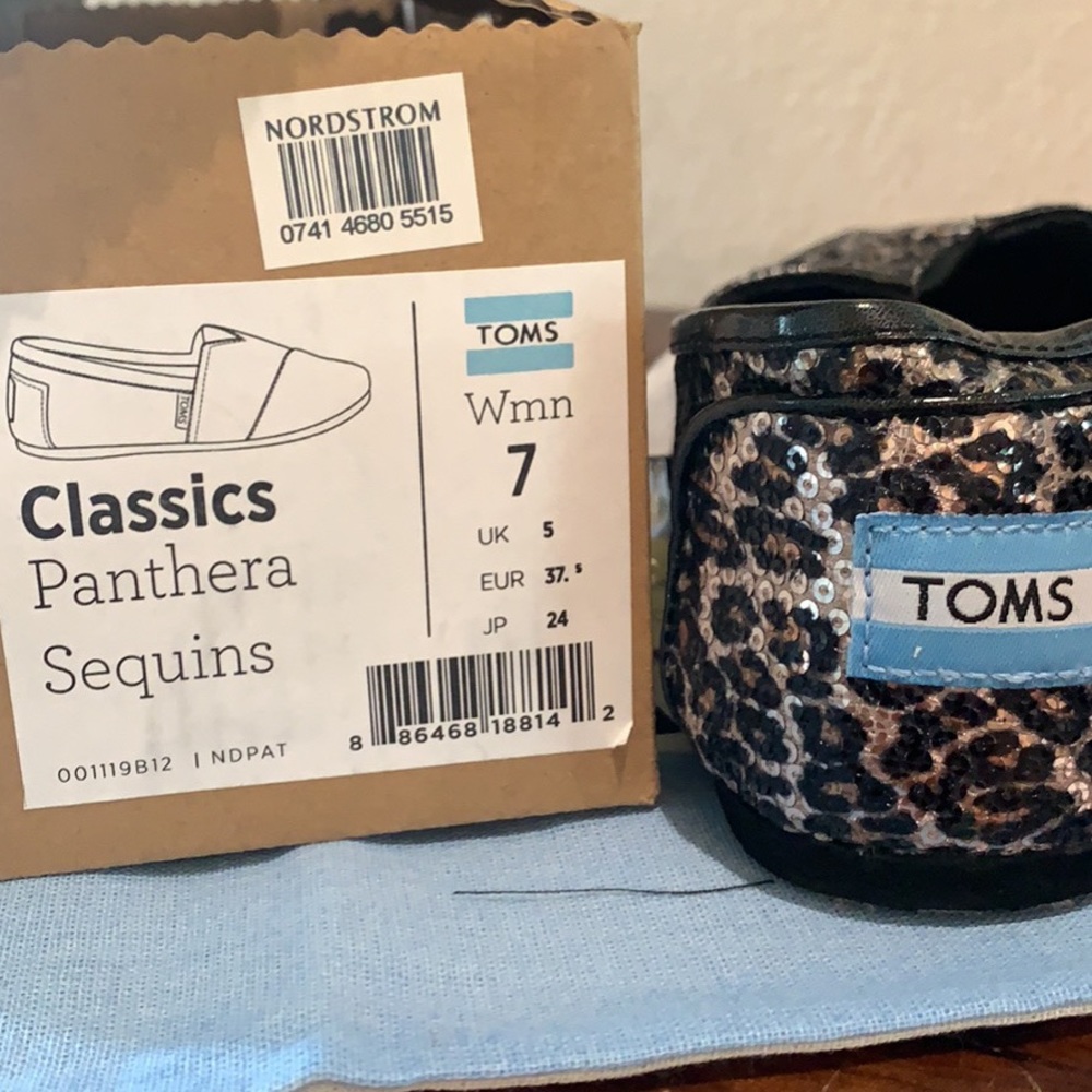 Toms slip ons